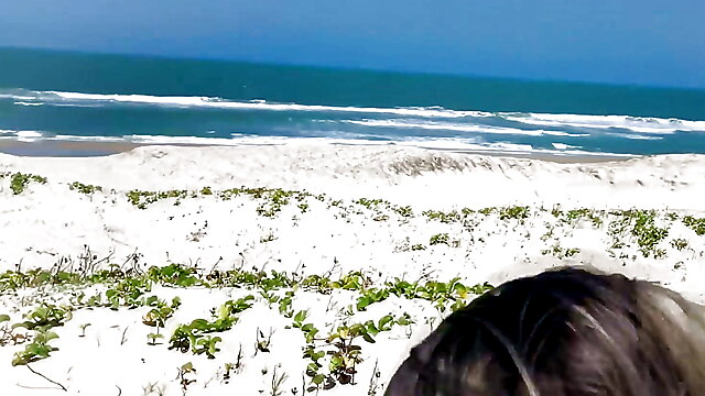 Real figures, come in my asshole, milf dogging on the beach, anal amateur sex on the beach, sunbathing anal creampie