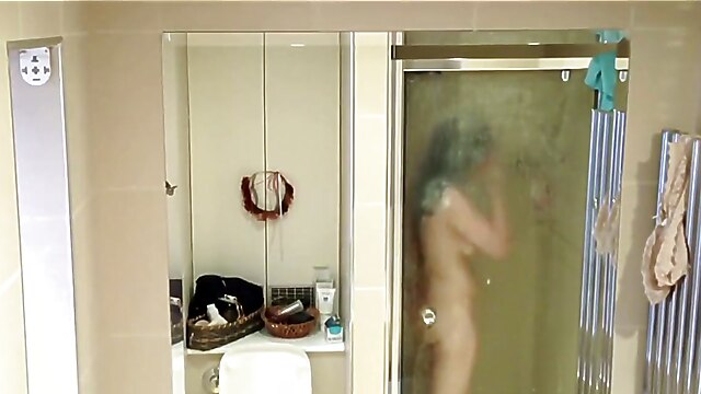 Step daughter in shower, bigtit, webcam brunet, webcams brunettes busty, busty step daughter