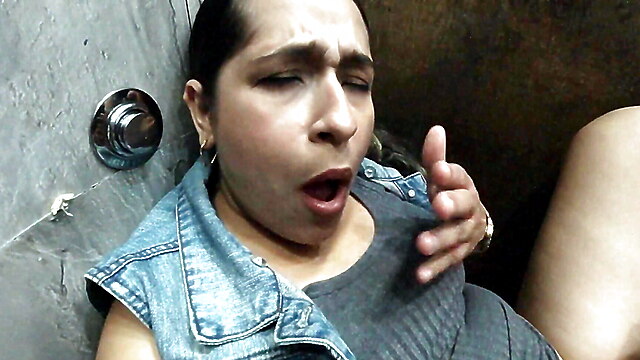 Facesitting vibrator, granny lesbian vibrator, indian lesbian dildo, spanish colombia, sister mom son facesitting